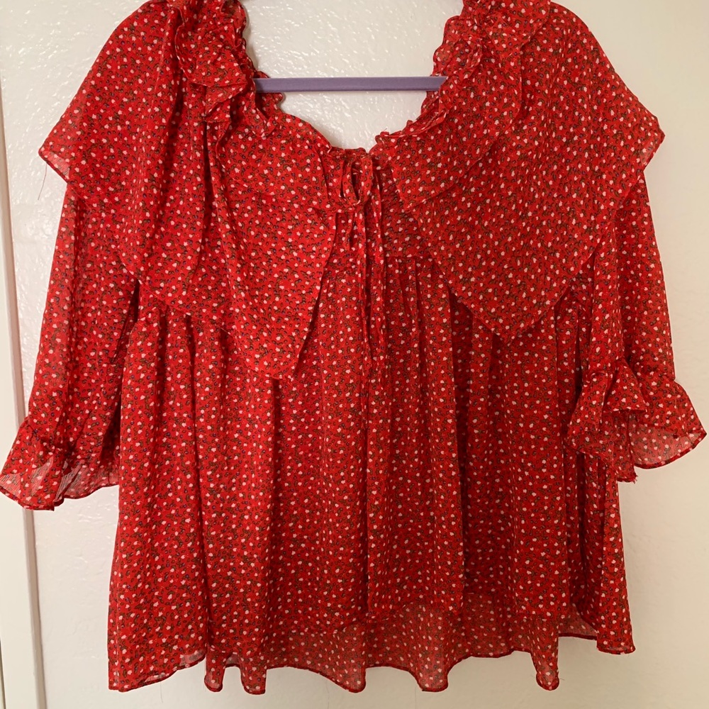 NWOT Boat neckline polka dot ruffle blouse